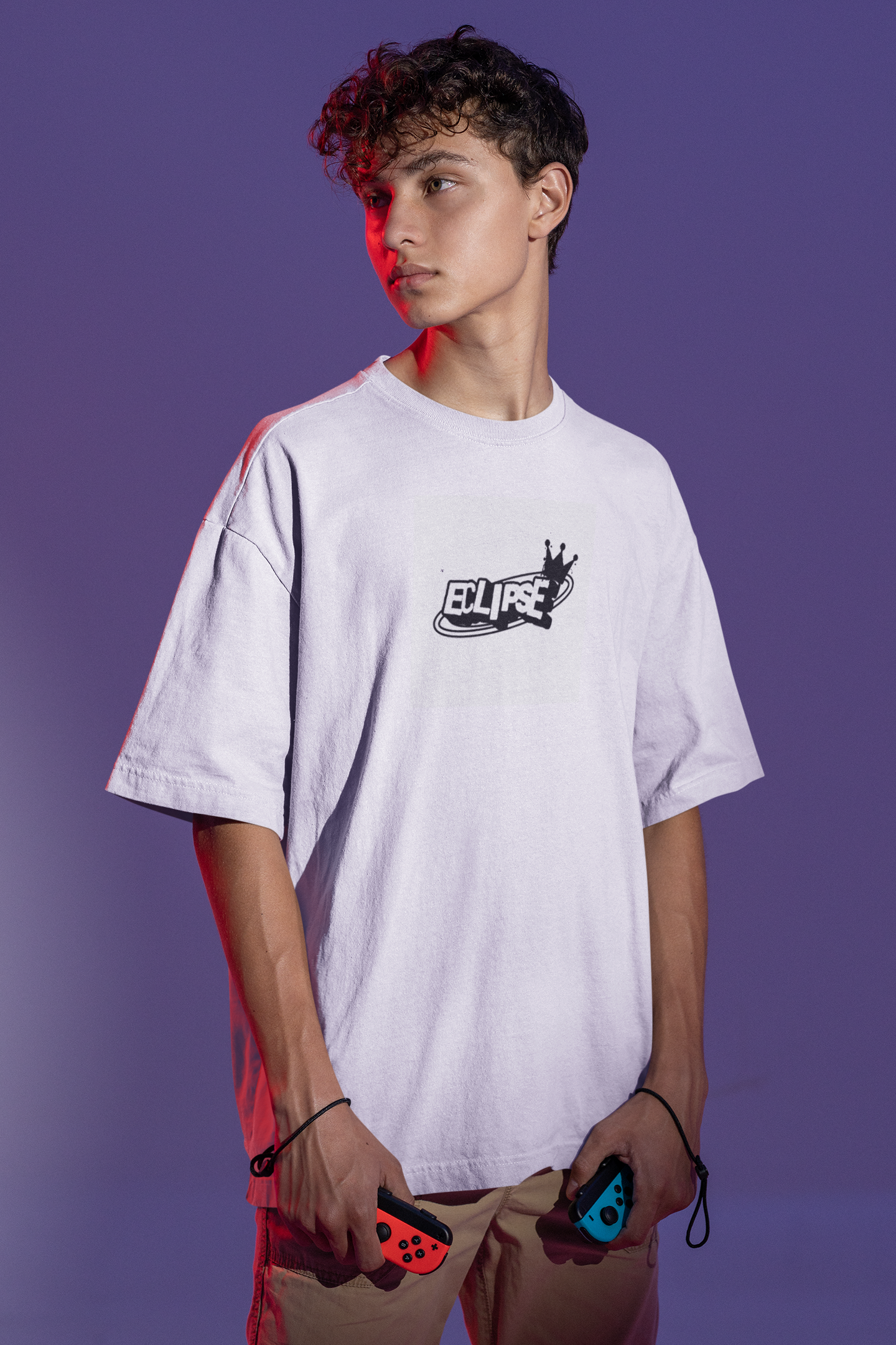 tee-mockup-of-a-man-holding-two-video-game-controllers-m28455 (40)