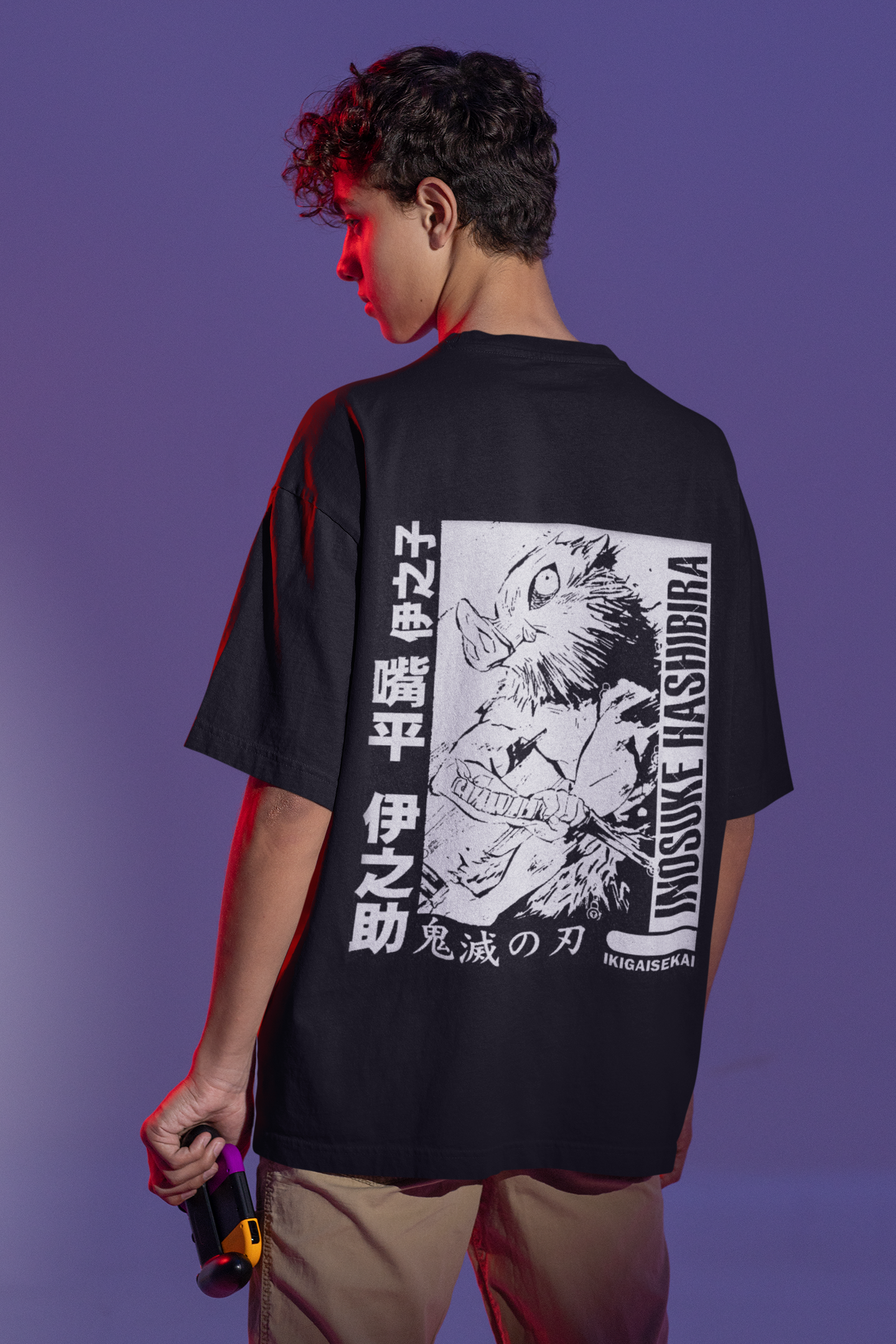 back-view-mockup-of-a-young-gamer-wearing-an-oversized-tee-m28456 (70)