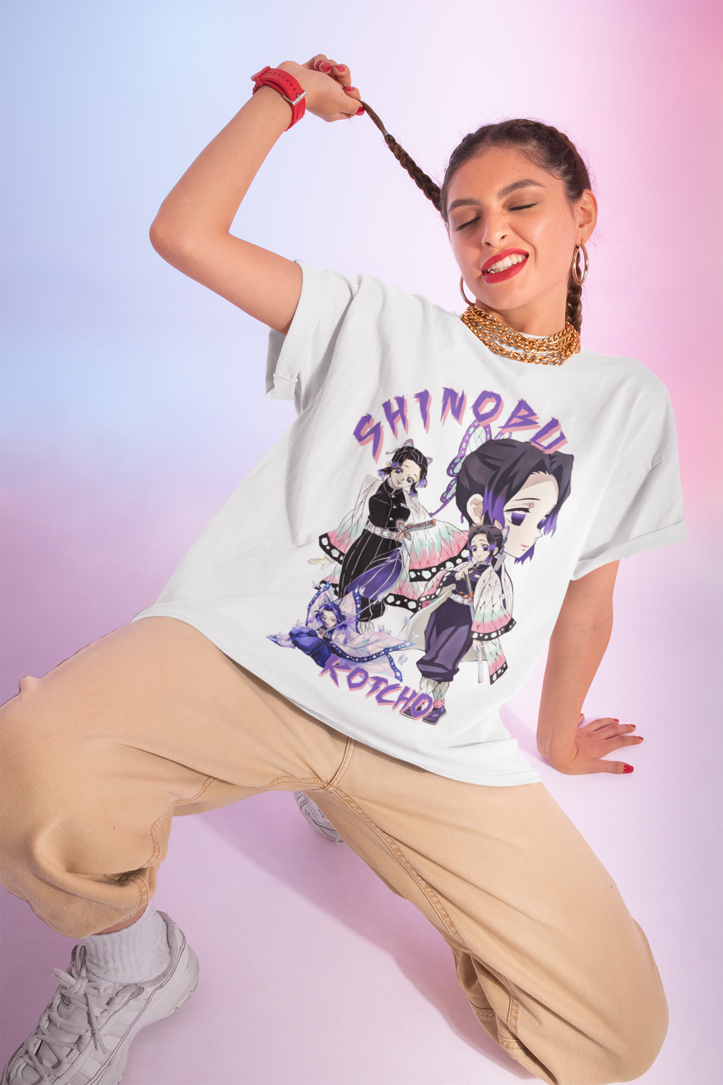 mockup-of-a-woman-wearing-an-oversized-round-neck-tee-m636 (4)